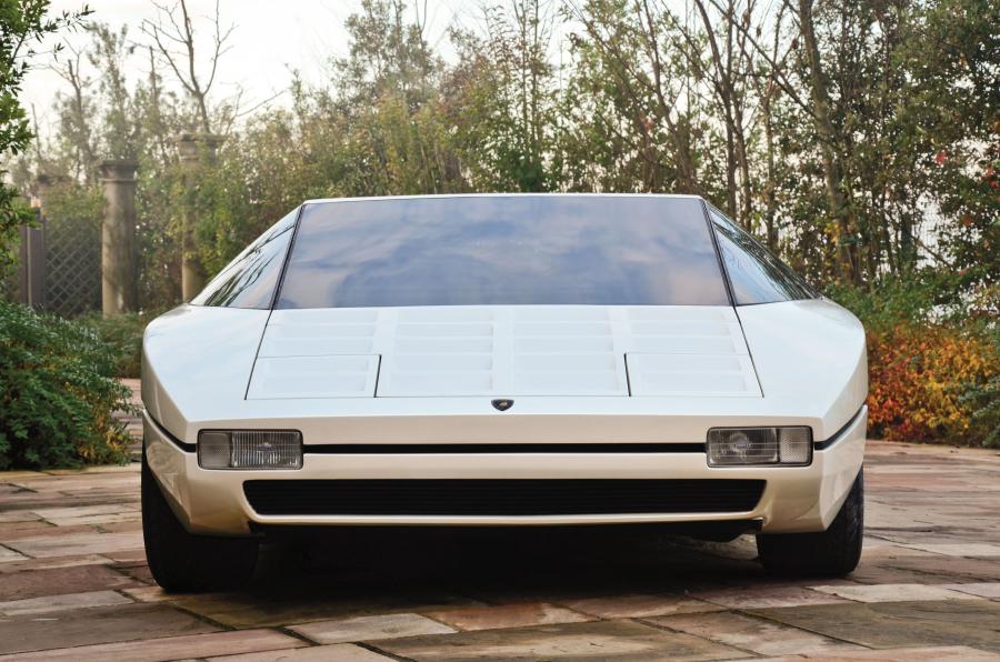 Lamborghini Bravo P300 1974 года  (фото 10 из 14)